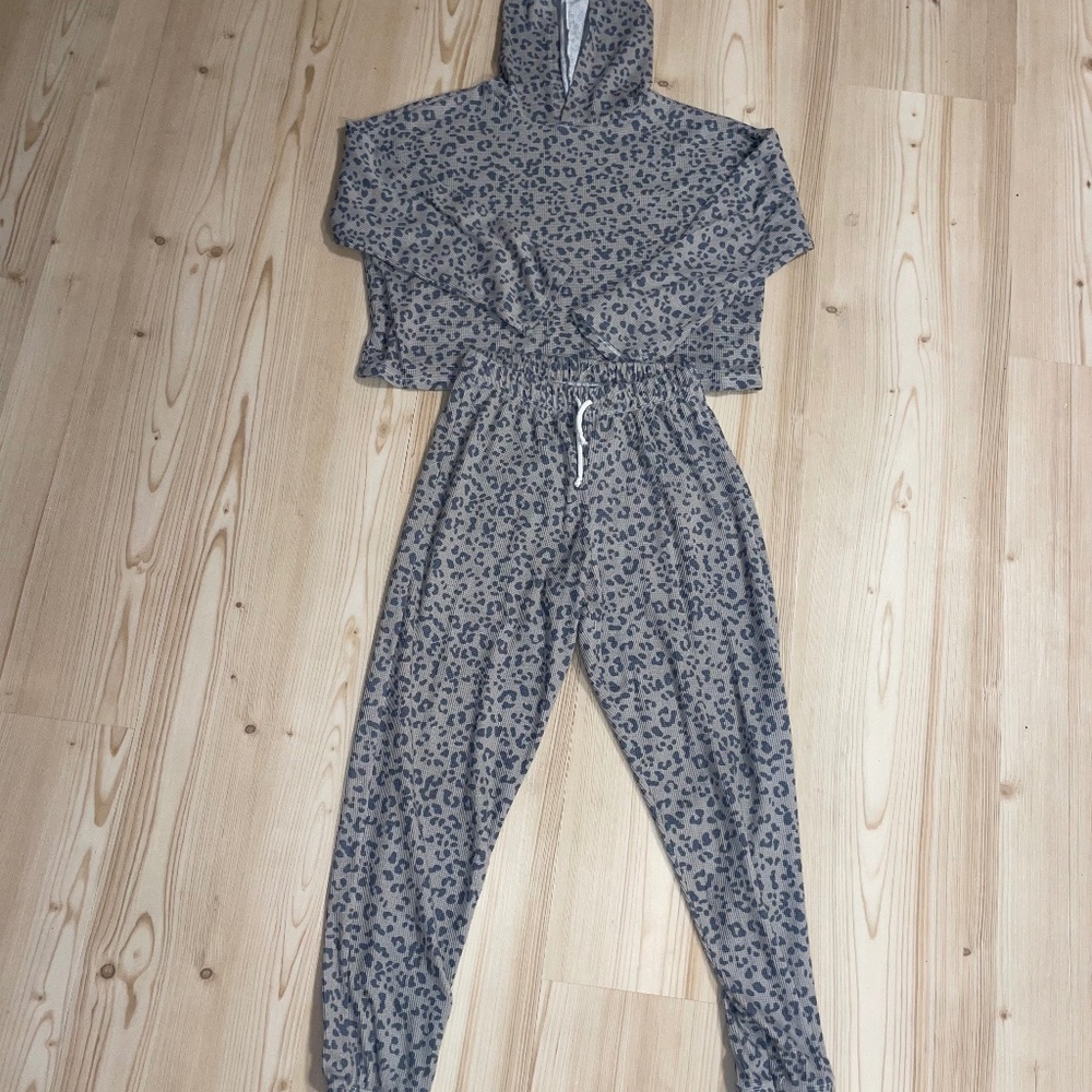 CHERYL KIDS Creations leopard print two-piece set